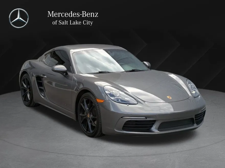 2019 Porsche Cayman T photo 1