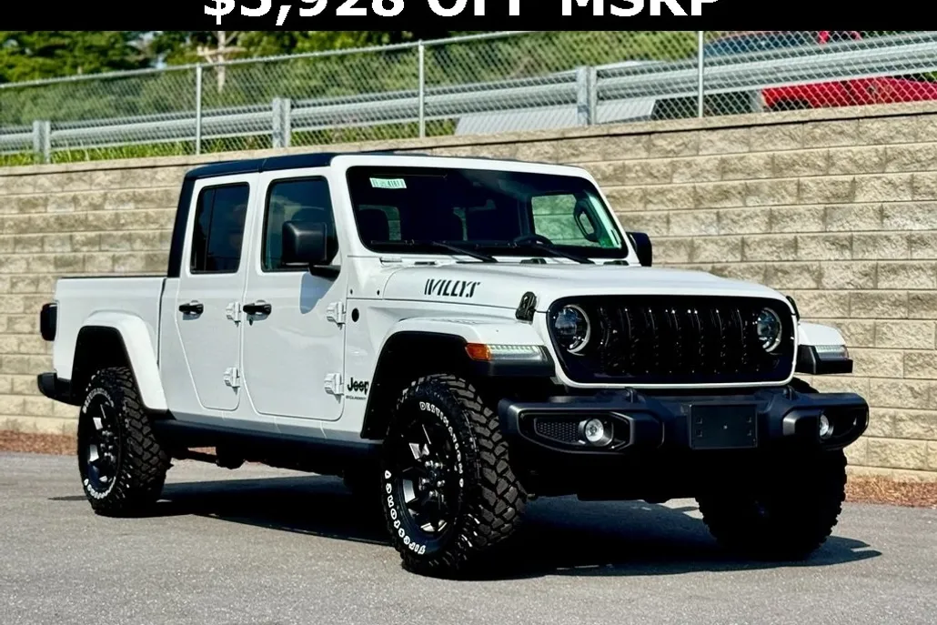 2025 Jeep Gladiator Willys photo 1