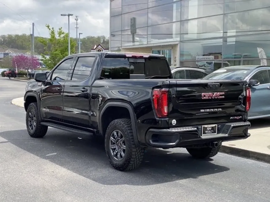 2024 Gmc Sierra 1500 AT4X photo 1