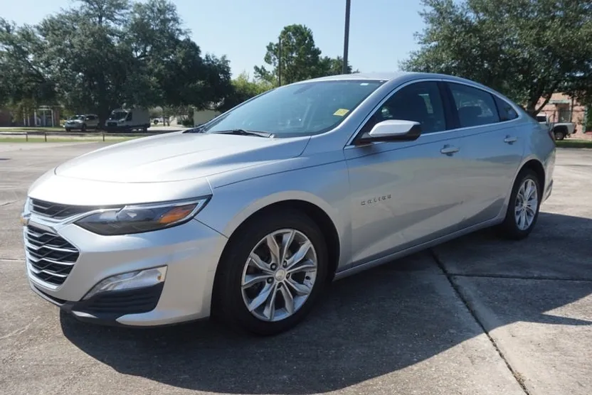 2020 Chevrolet Malibu 1LT photo 1