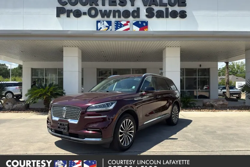 2022 Lincoln Aviator Standard photo 1