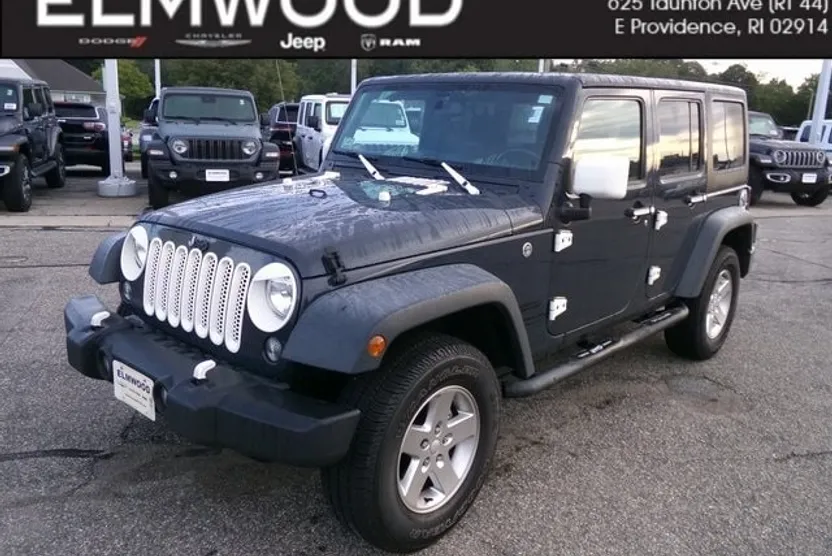 2016 Jeep Wrangler Unlimited Sport photo 1