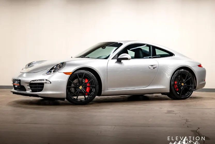 2012 Porsche 911 S Coupe photo 1