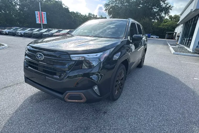 2025 Subaru Forester Sport photo 1