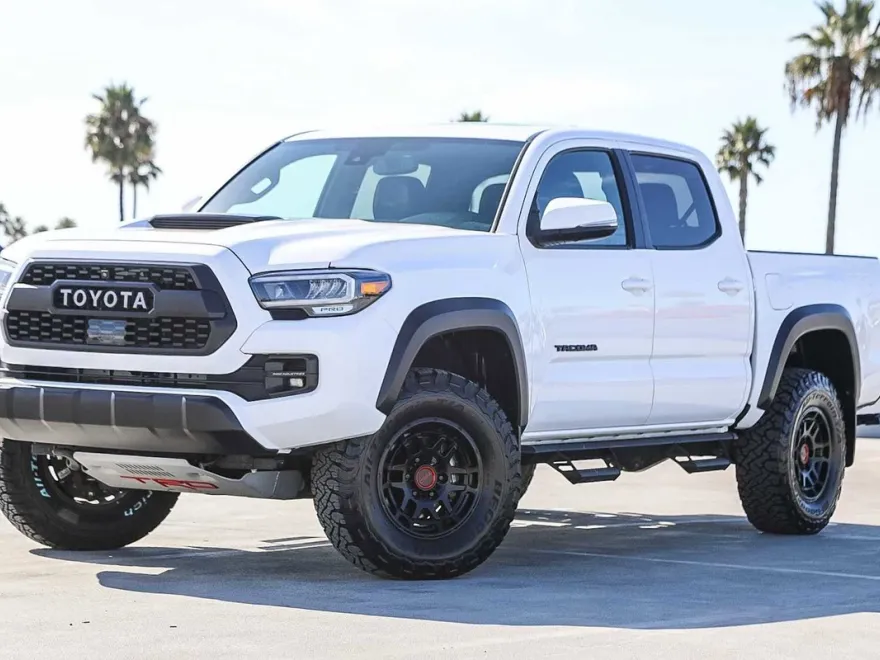 2022 Toyota Tacoma TRD Pro V6 photo 1