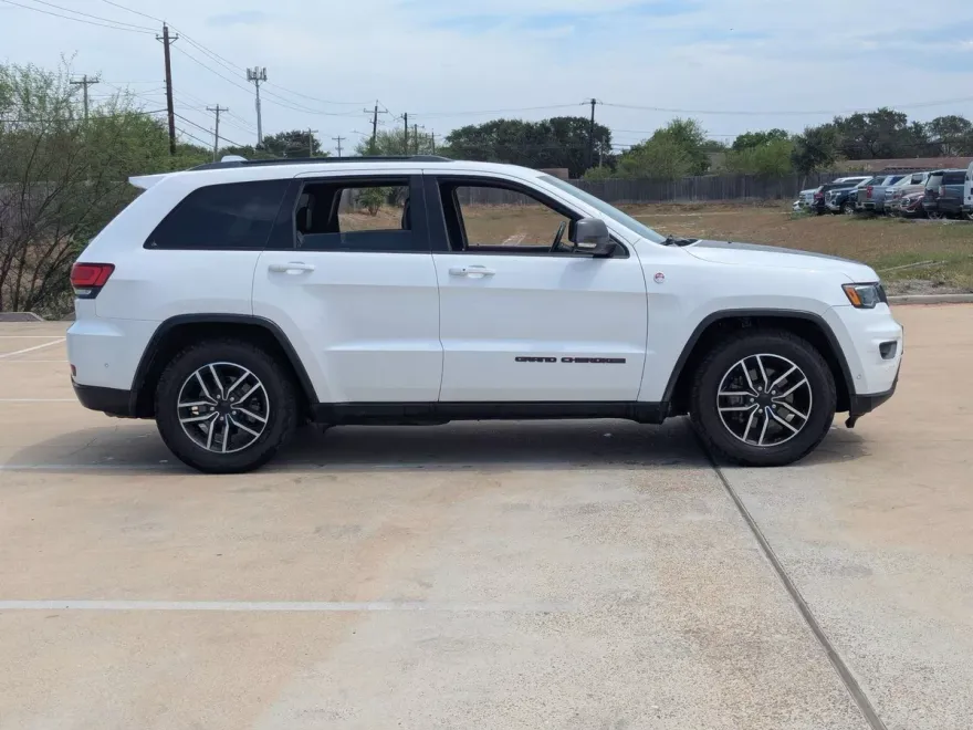 2020 Jeep Grand Cherokee Trailhawk photo 1