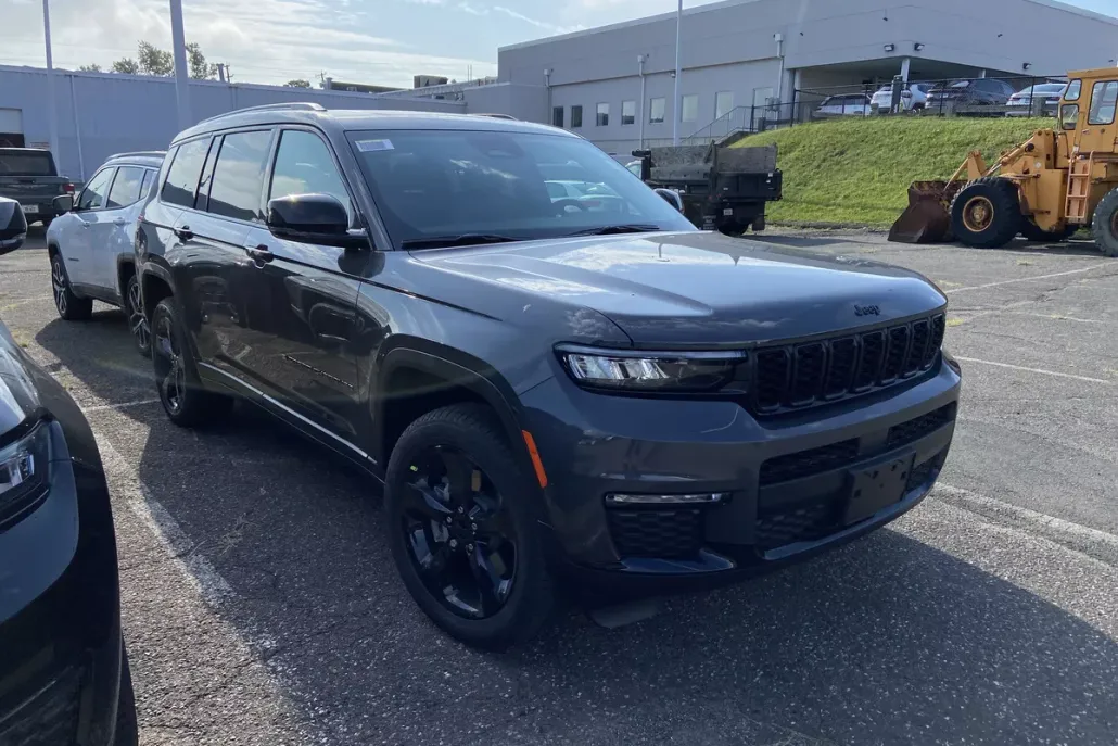 2025 Jeep Grand Cherokee Limited photo 1