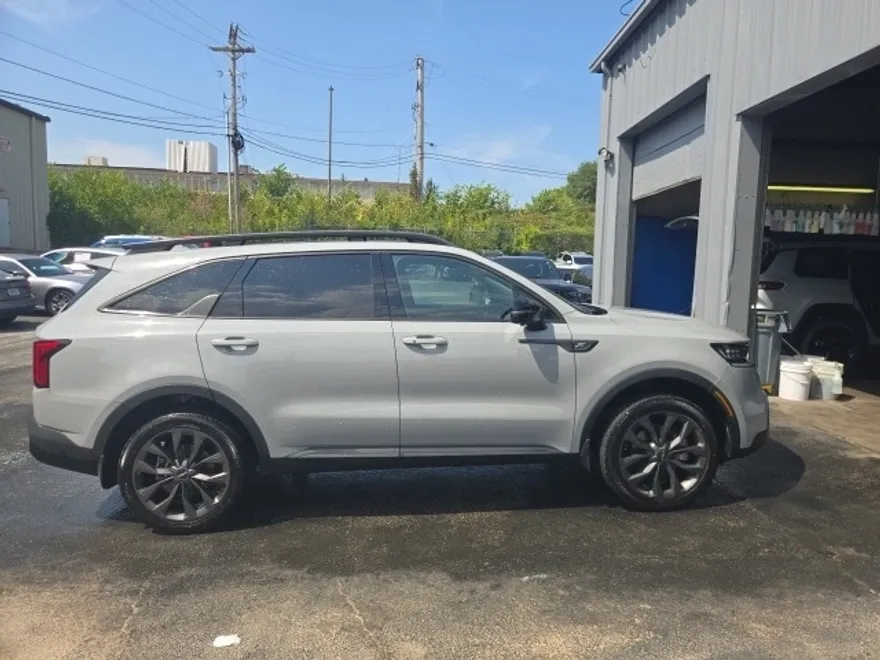 2023 Kia Sorento X-Line SX Prestige photo 1