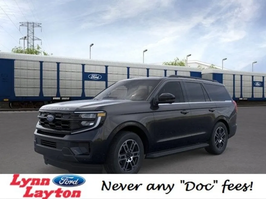 2025 Ford Expedition photo 1