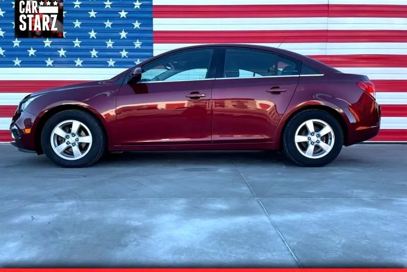 2016 Chevrolet Cruze photo 1