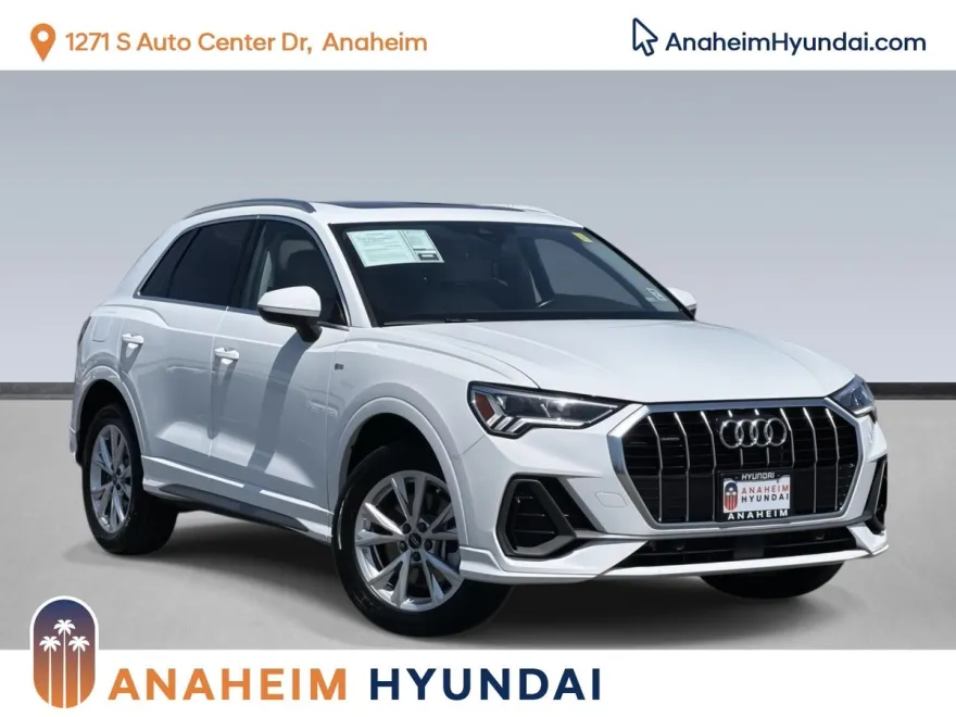2024 Audi Q3 S line Premium photo 1