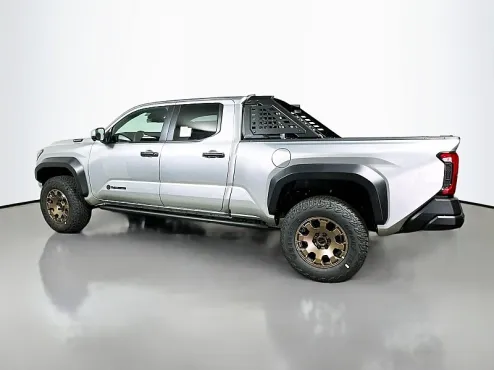 2025 Toyota Tacoma Trailhunter Double Cab photo 4