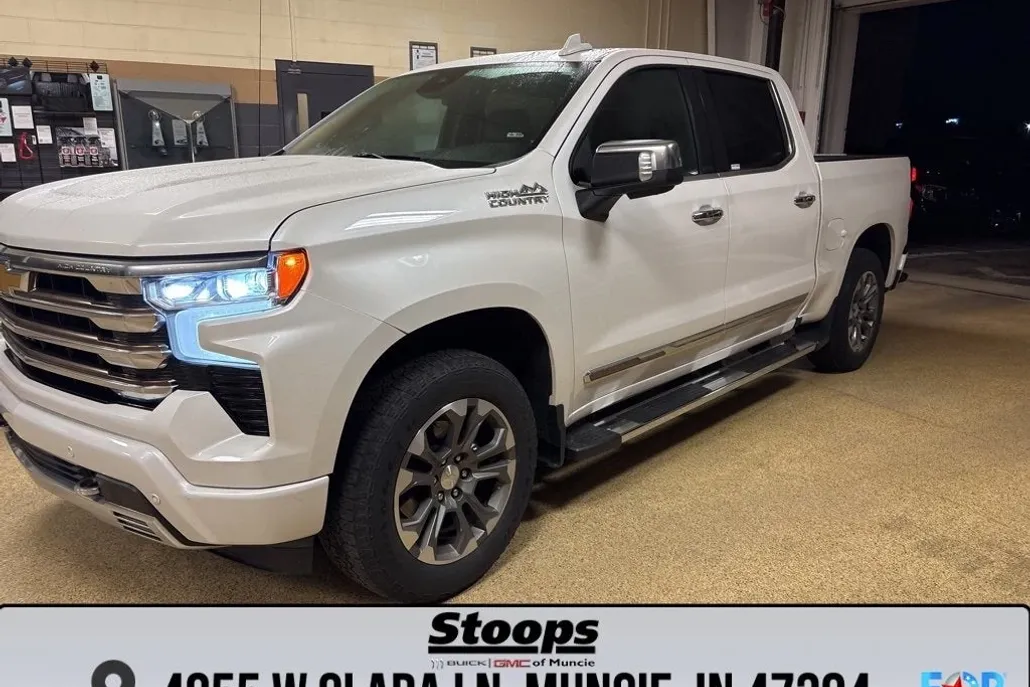 2022 Chevrolet Silverado 1500 High Country photo 1