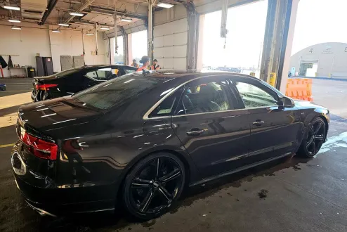 2016 Audi S8 Quattro photo 2