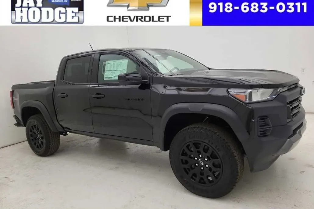 2026 Chevrolet Colorado Trail Boss photo 1