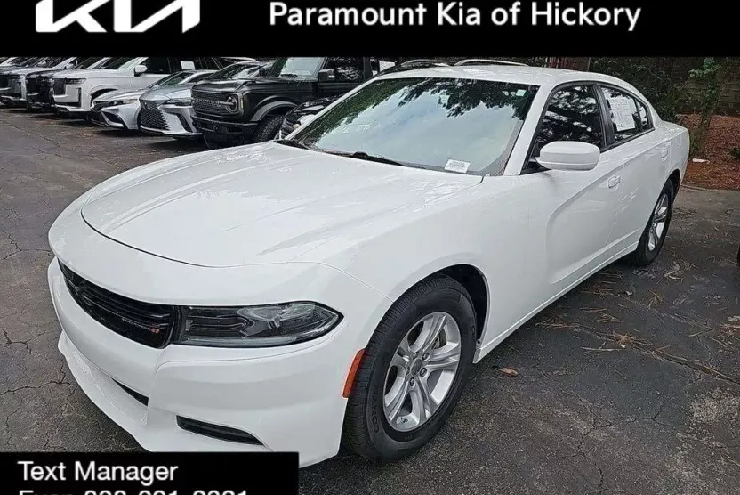 2022 Dodge Charger SXT photo 1
