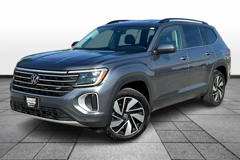 2024 Volkswagen Atlas SE Technology photo 1