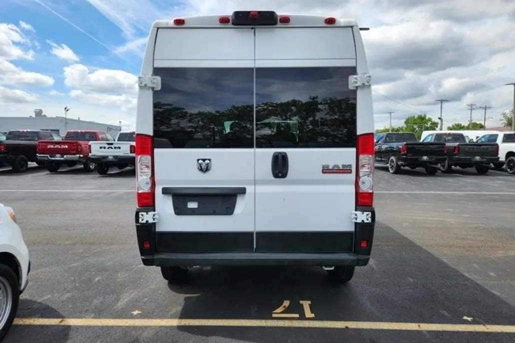 2021 Ram 2500 photo 1