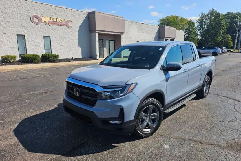 2023 Honda Ridgeline RTL-E photo 1