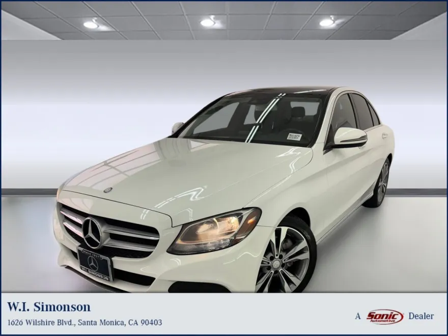 2016 Mercedes Benz C 300 Sedan photo 1