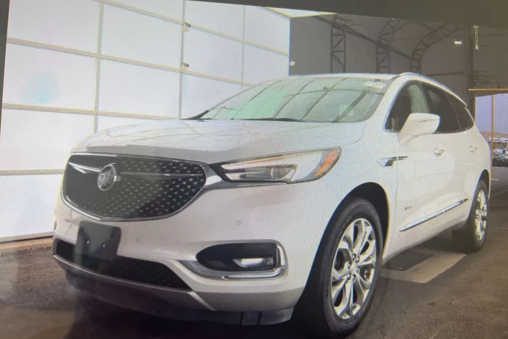 2018 Buick Enclave Avenir photo 1