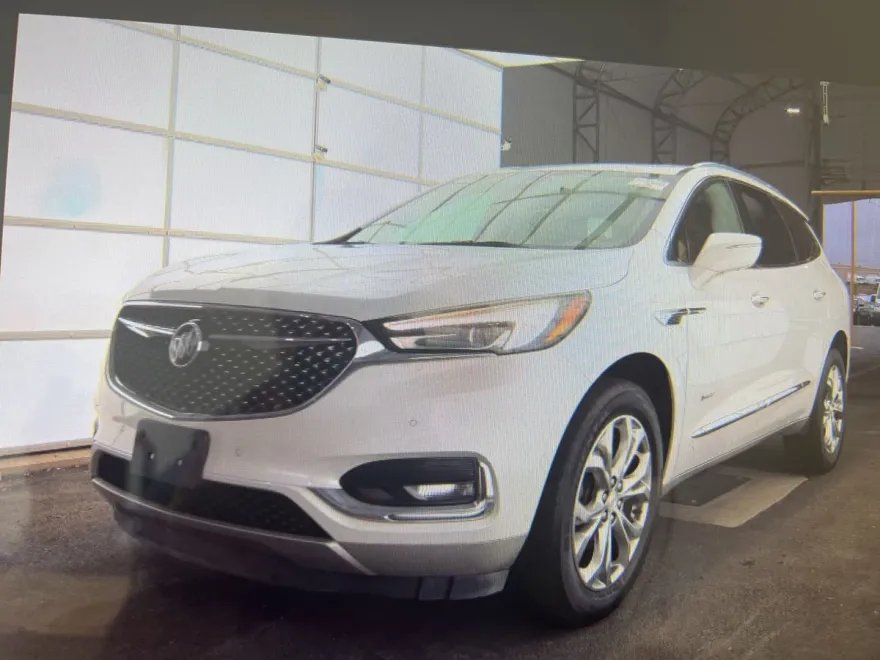 2018 Buick Enclave Avenir photo 1