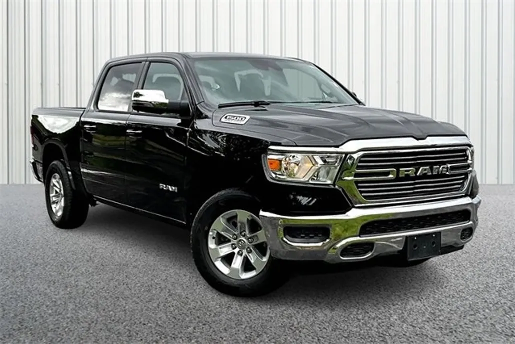 2024 Ram 1500 Laramie photo 1