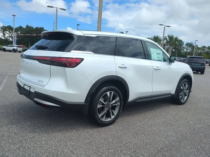 2026 Infiniti QX60 Pure photo 1
