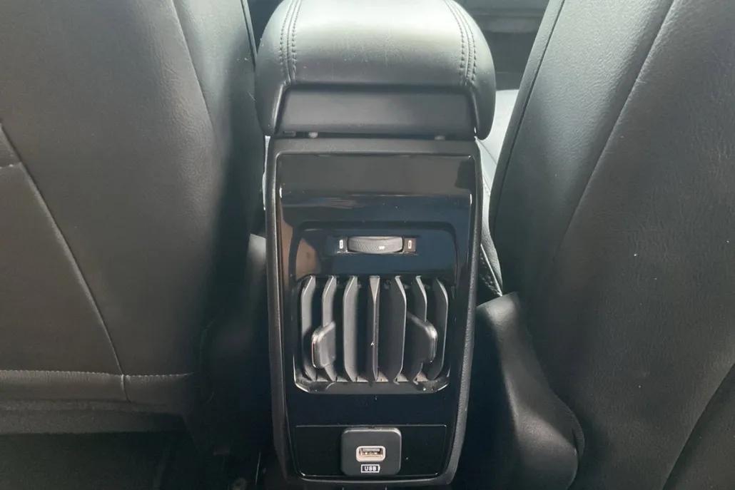 2022 Jeep Compass Latitude Lux photo 1