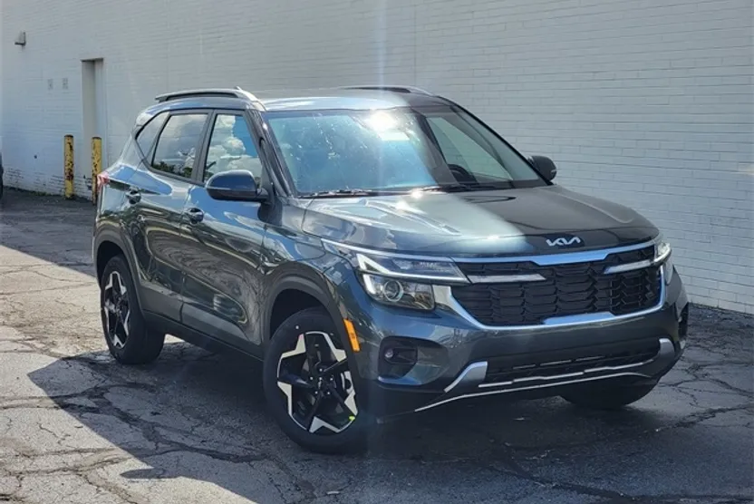 2026 Kia Seltos S photo 1