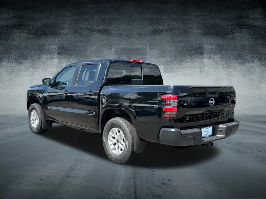 2025 Nissan Frontier S photo 1