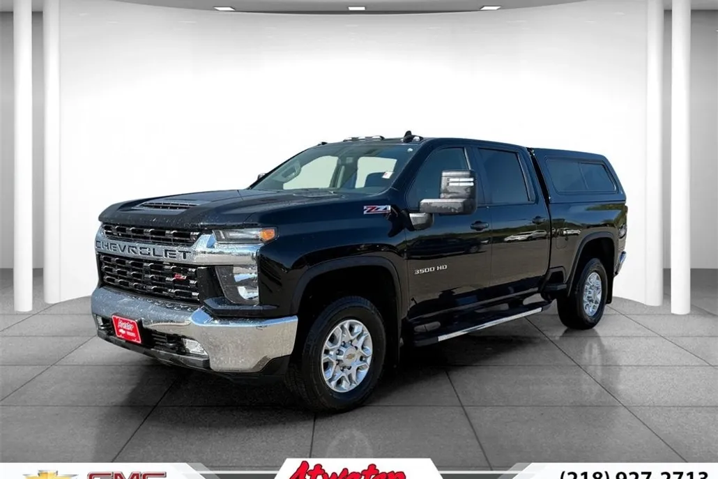2022 Chevrolet Silverado 3500HD LT photo 1
