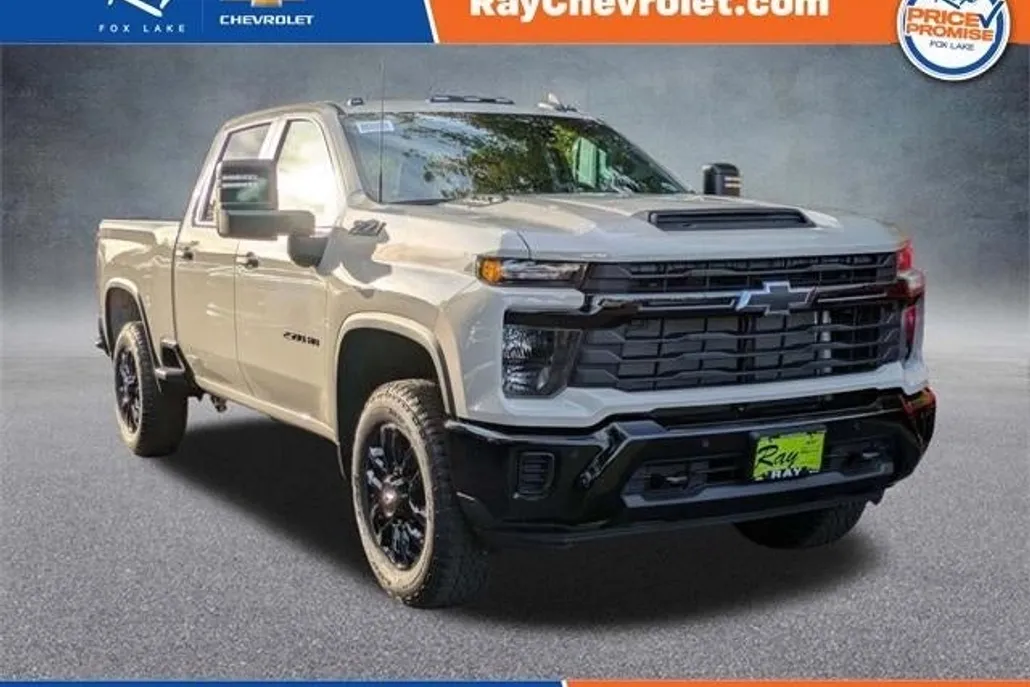2026 Chevrolet Silverado 2500HD Custom photo 1