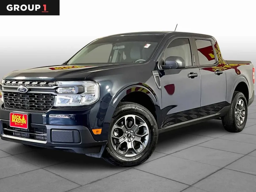 2023 Ford Maverick XLT photo 1
