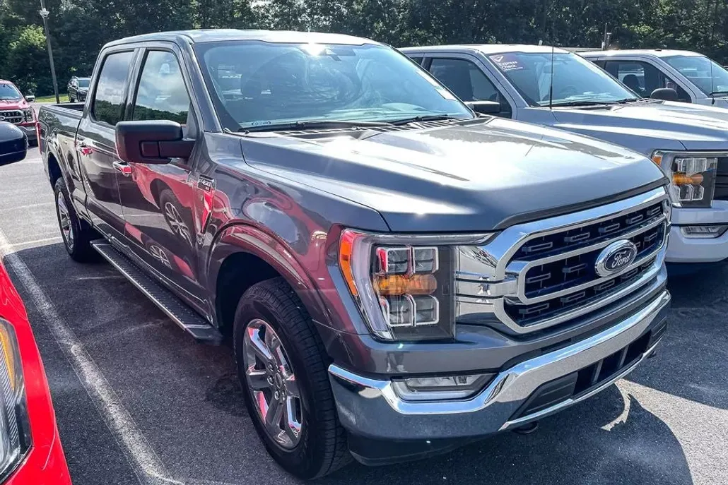 2022 Ford F-150 XLT photo 1