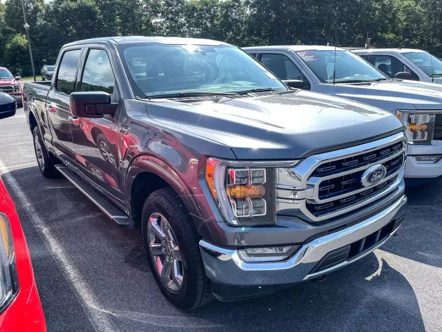 2022 Ford F-150 XLT photo 1