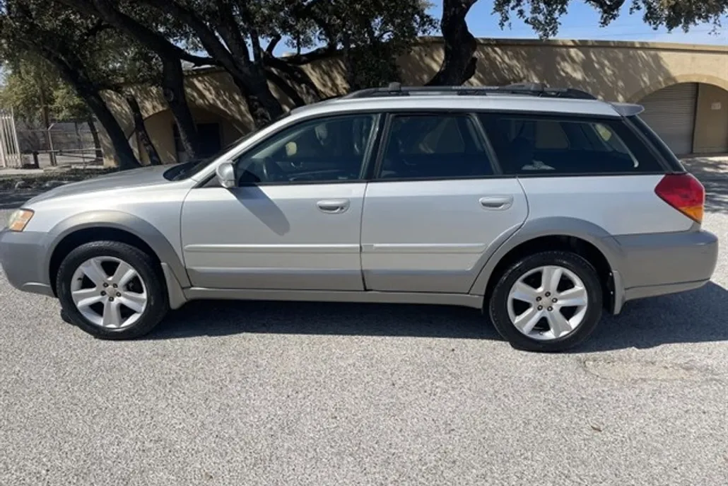 2006 Subaru Legacy Outback photo 1