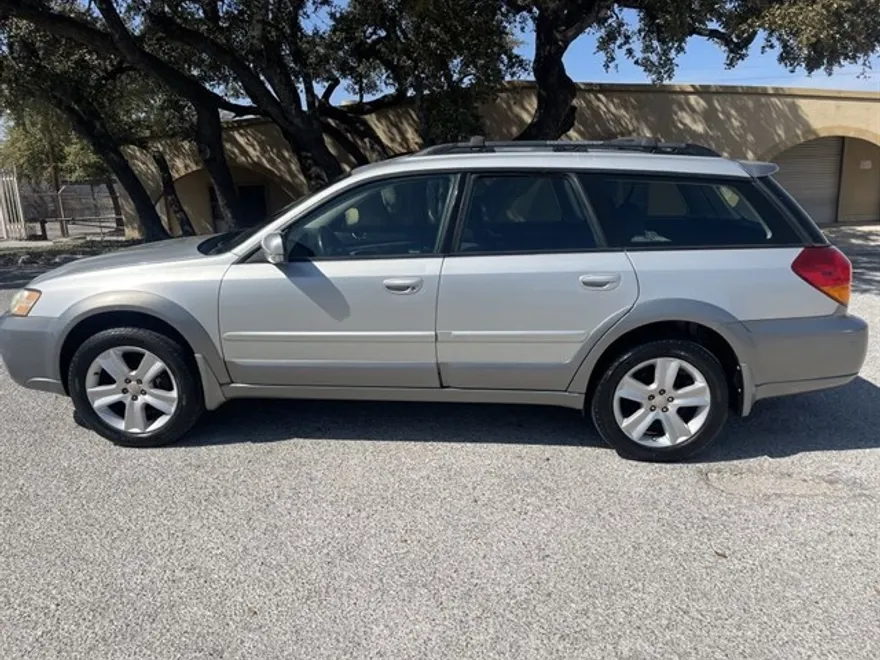 2006 Subaru Legacy Outback photo 1