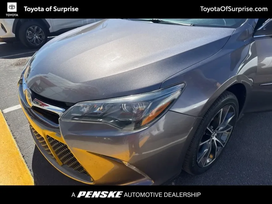 2015 Toyota Camry XSE V6 photo 1