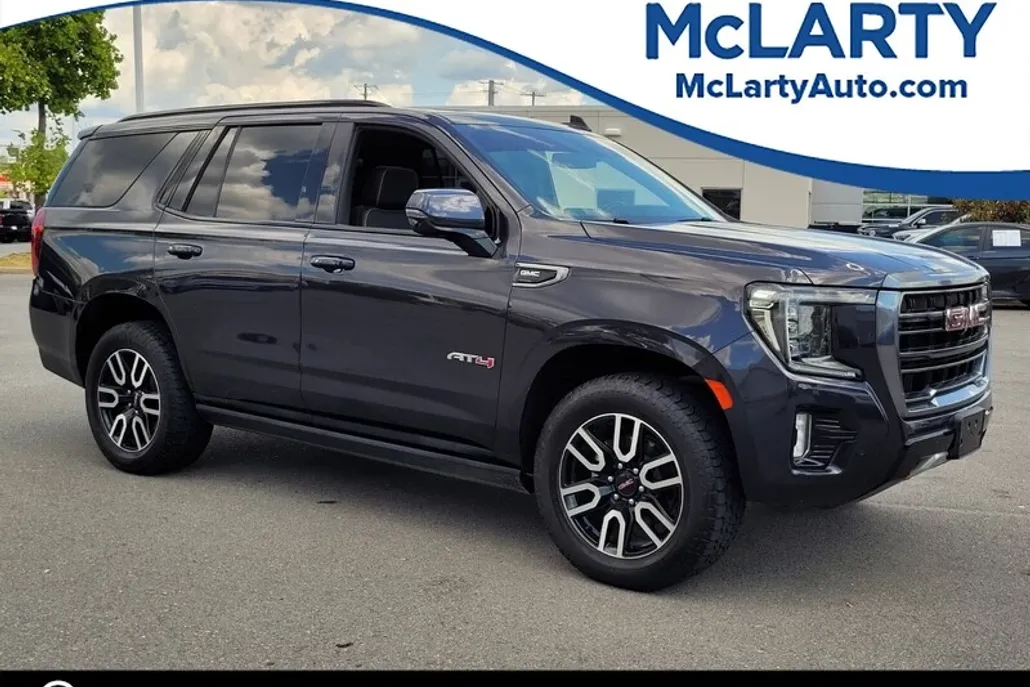2023 Gmc Yukon AT4 photo 1