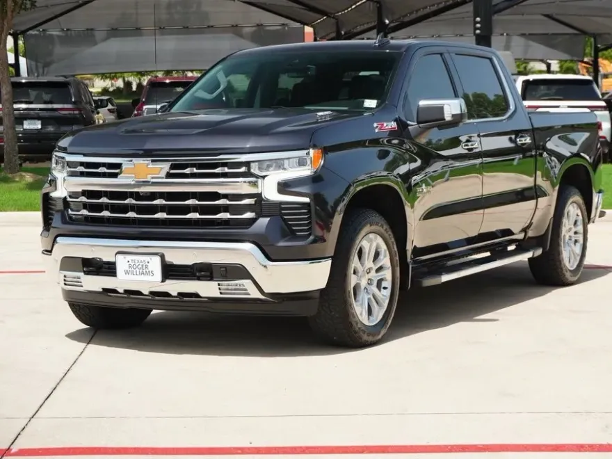 2024 Chevrolet Silverado 1500 LTZ photo 1