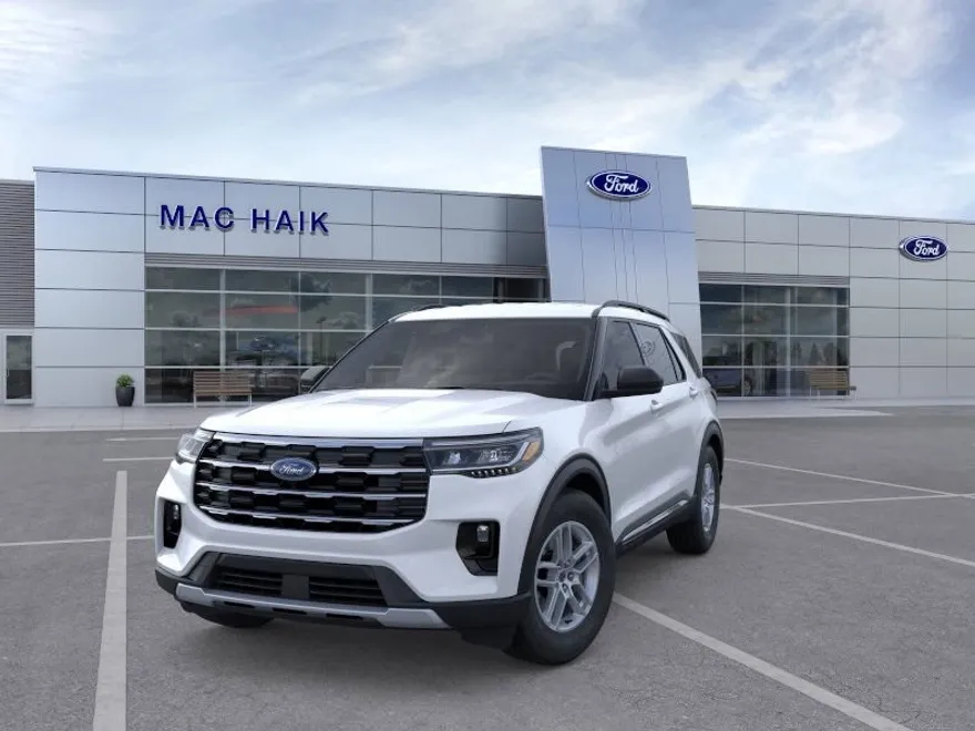 2025 Ford Explorer photo 1