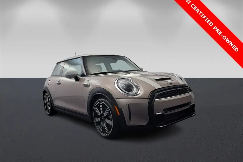 2023 Mini Cooper 2 Door Hardtop Signature photo 1