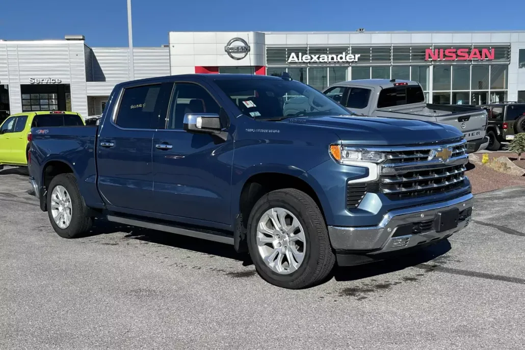2024 Chevrolet Silverado 1500 LTZ photo 1