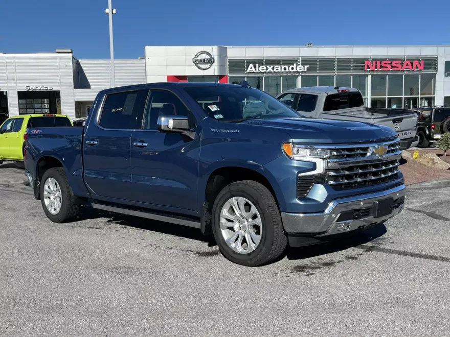 2024 Chevrolet Silverado 1500 LTZ photo 1
