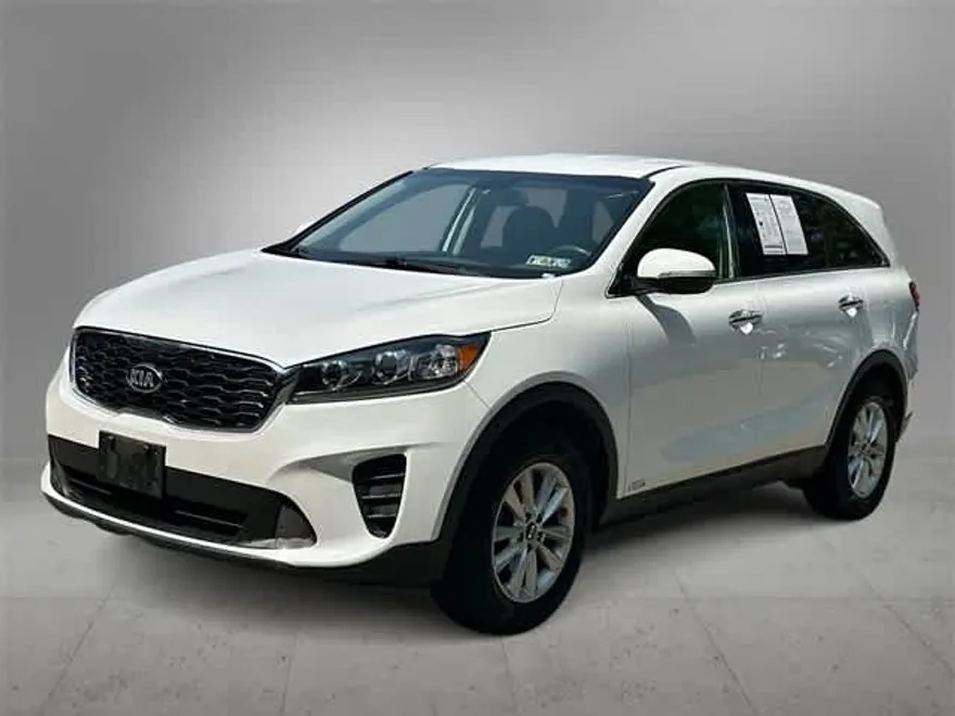 2019 Kia Sorento LX photo 1
