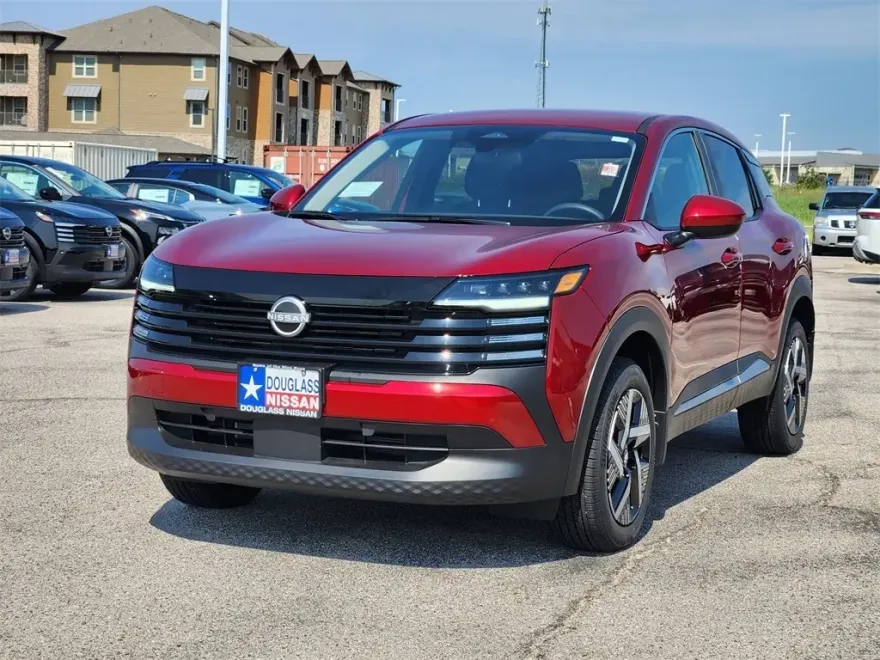 2025 Nissan Kicks SV photo 1