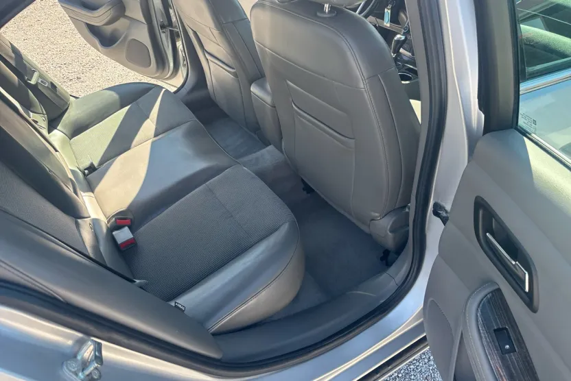 2015 Chevrolet Malibu 2LT photo 1