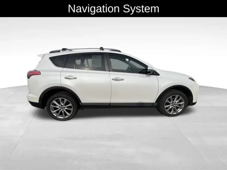2018 Toyota RAV4 Limited photo 1