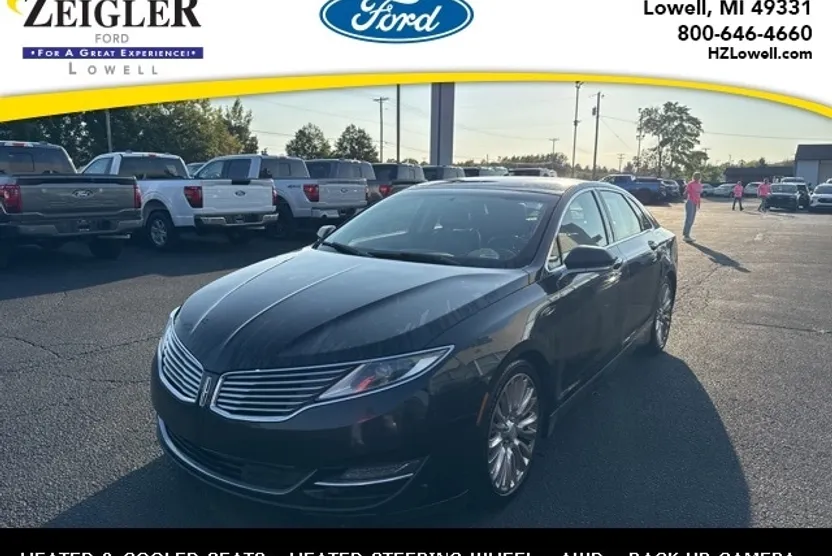 2015 Lincoln MKZ Base photo 1